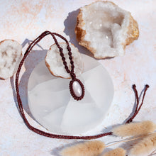 Load image into Gallery viewer, Peach Moonstone Macramé Necklace