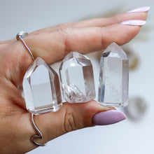 Load image into Gallery viewer, Small Clear Quartz Point