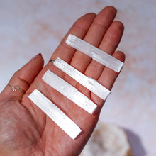 Load image into Gallery viewer, Mini Selenite Wand