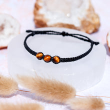Load image into Gallery viewer, Tigers Eye Macramé Bracelet