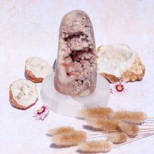 Load image into Gallery viewer, High Grade Pink Amethyst Freeform