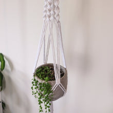 Load image into Gallery viewer, Macrame Plant Hanger