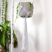 Load image into Gallery viewer, Diamond Macrame Plant Hanger