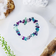 Load image into Gallery viewer, Fluorite Crystal Chip Bracelet