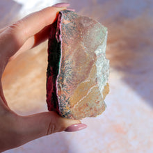 Load image into Gallery viewer, Cobalto Calcite & Malachite Freeform