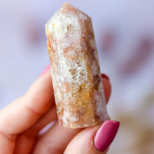 Load image into Gallery viewer, Pink Amethyst Point