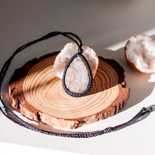 Load image into Gallery viewer, Druzy Onyx Macramé Necklace