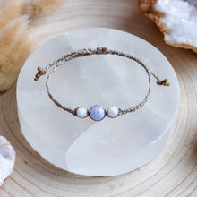 Load image into Gallery viewer, Blue Lace Agate & Rainbow Moonstone Macramé Bracelet