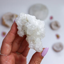 Load image into Gallery viewer, Apophyllite Piece