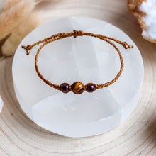 Load image into Gallery viewer, Tigers Eye & Garnet Macramé Bracelet
