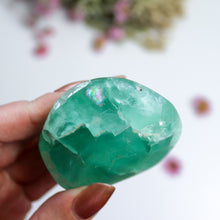 Load image into Gallery viewer, Fluorite Freeform