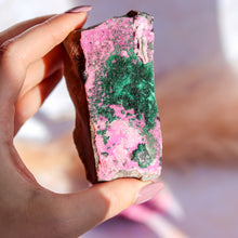 Load image into Gallery viewer, Cobalto Calcite & Malachite Freeform