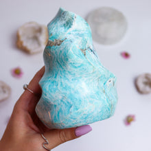 Load image into Gallery viewer, Large Amazonite Flame