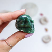 Load image into Gallery viewer, Moss Agate Skull