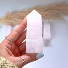 Load image into Gallery viewer, Mangano Calcite Obelisk