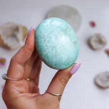 Load image into Gallery viewer, Amazonite Palm Stone