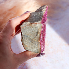 Load image into Gallery viewer, Cobalto Calcite Freeform