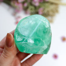 Load image into Gallery viewer, Fluorite Freeform