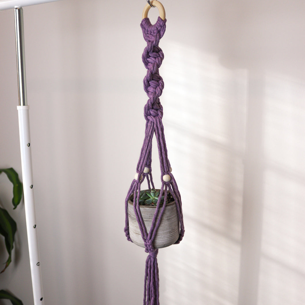 Small Pot Macrame Plant Hanger