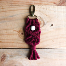 Load image into Gallery viewer, Macrame Key Ring with Bronze Clasp
