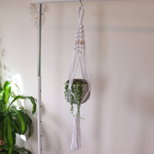 Load image into Gallery viewer, Spiral Knot Macrame Plant Hangers
