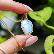 Load image into Gallery viewer, Rainbow Moonstone 14ct Gold Fill Crystal Necklace
