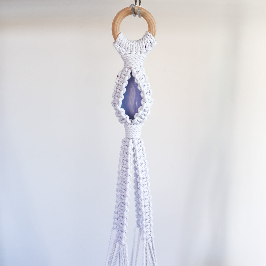 Plant Hanger x Blue Lace Agate Crystal